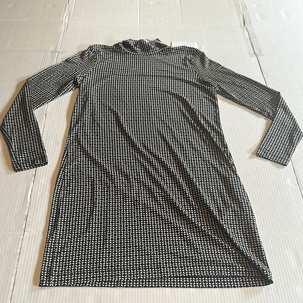 NWT COS printed roll neck Black and White Patterned Long Sleeve Dress Tencel